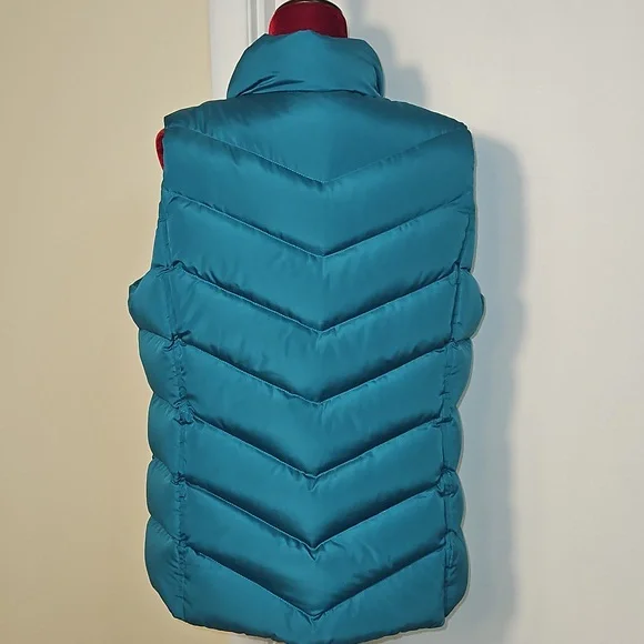 Lands' End Teal Puffer Vest Size Large - Picture 5 of 8